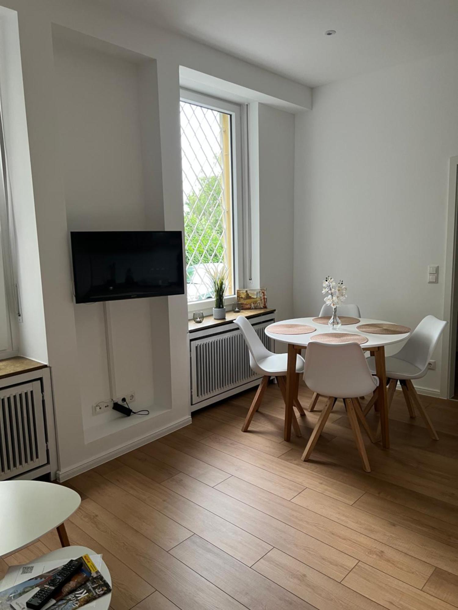 Am Verwaltungszentrum Naehe Mosel